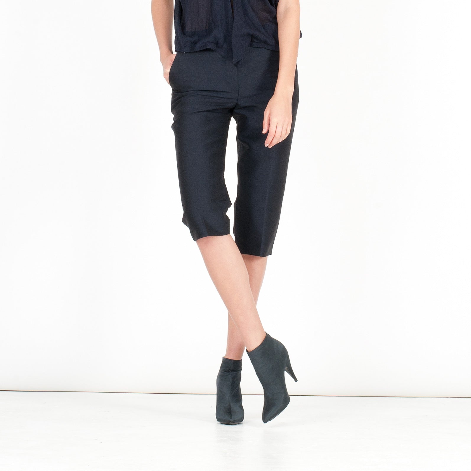 K611 silk boots; noir