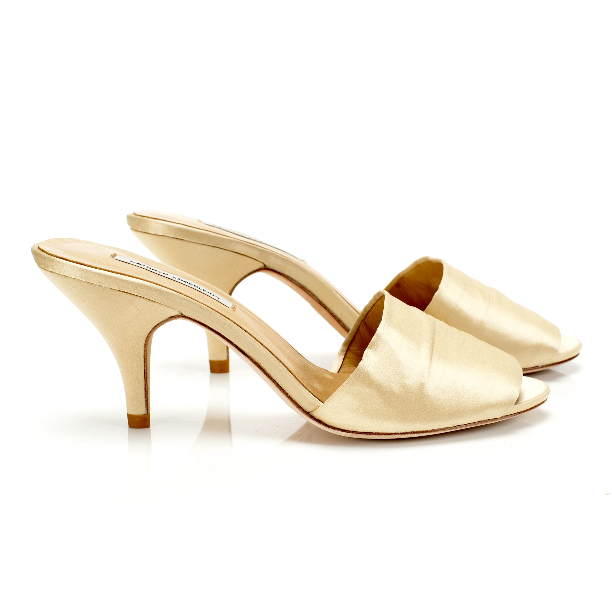K654 silk slides; custard